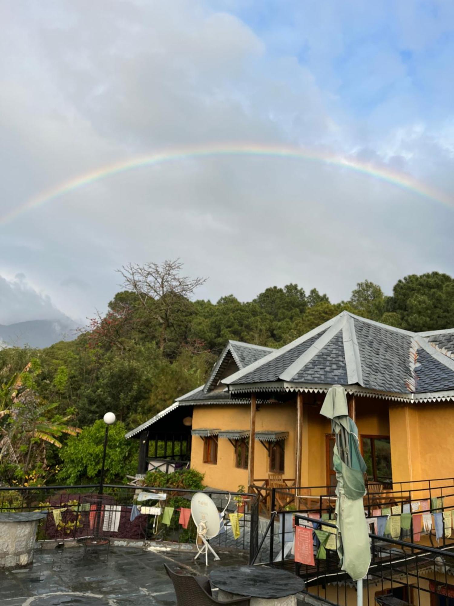 Prakriti Aalay - Riverside Mountain View Boutique Eco Resort Dharamshala Extérieur photo