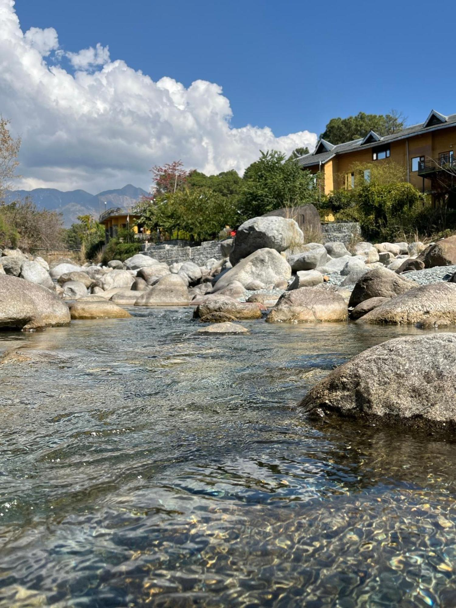 Prakriti Aalay - Riverside Mountain View Boutique Eco Resort Dharamshala Extérieur photo